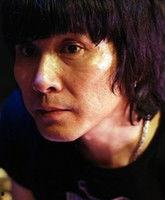 王建房个人资料,从草根歌手到音乐传奇的蜕变之路