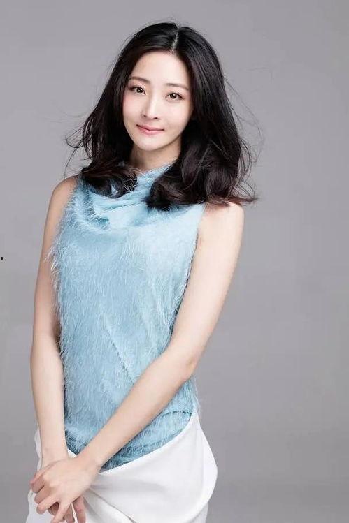 苑子艺图片,青春洋溢的阳光少年