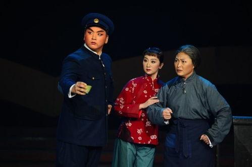 红灯记剧照图片,革命精神的永恒光辉